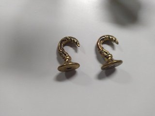 Juego Abrazaderas Cortinas de  Bronce.