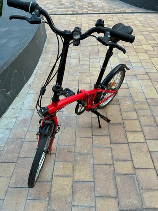 Bicicleta plegable BTWIN roja