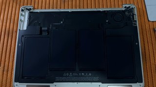 Carcasa inferior Macbook Pro A1466 con teclado