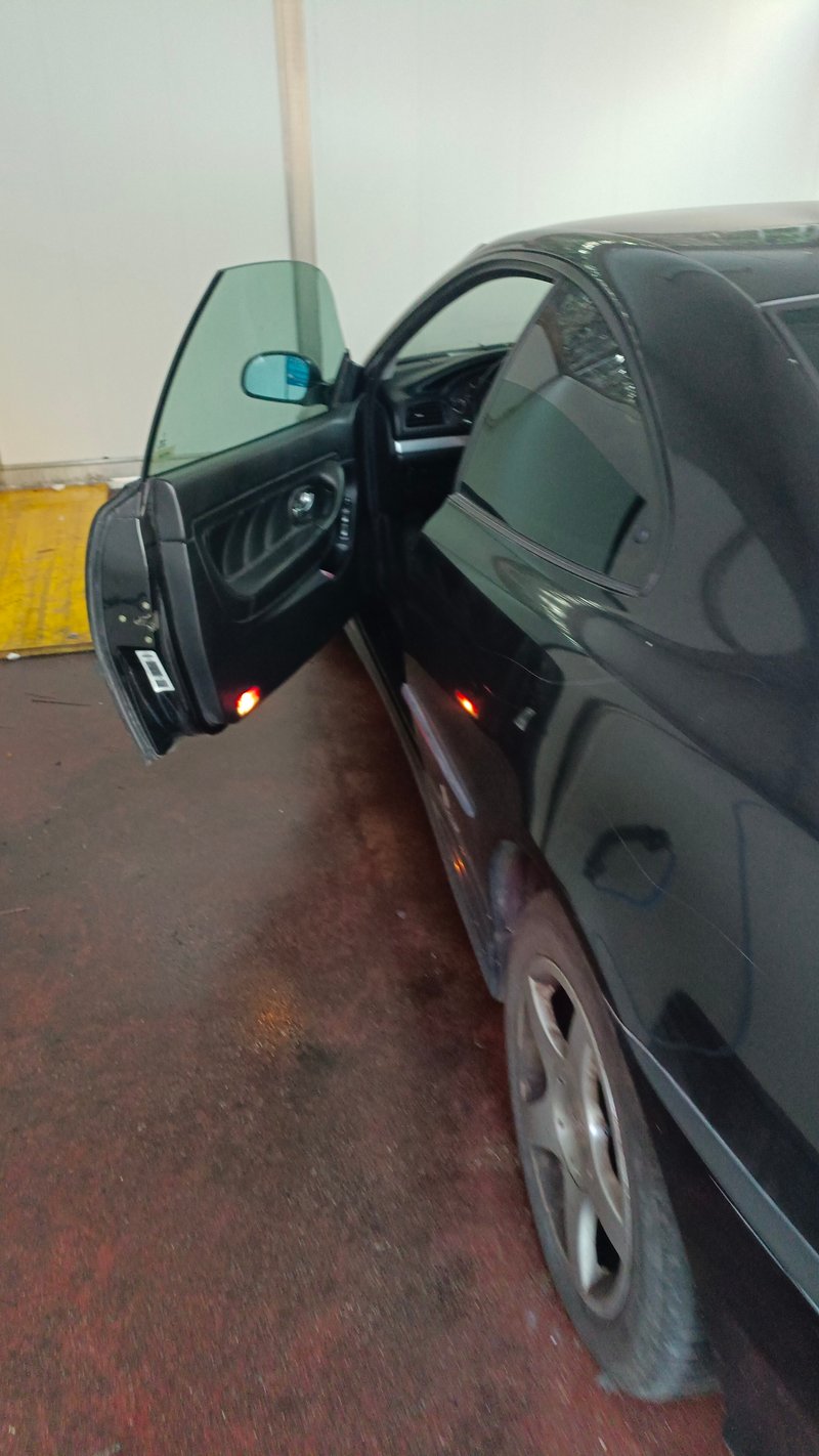 Peugeot 406 Coupé Ultima Edizione - foto 1