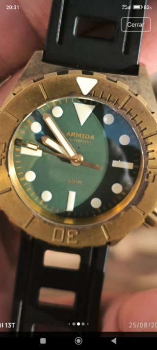 Armida A1 Latón Verde Automático