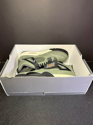 Nike Air Jordan 4 Retro Undefeated