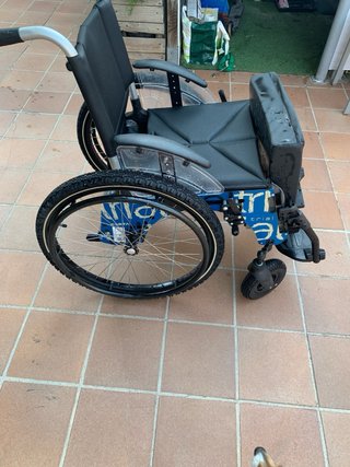 Silla de ruedas plegable