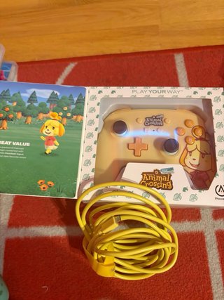 Mando Nintendo Switch Animal Crossing Amarillo
