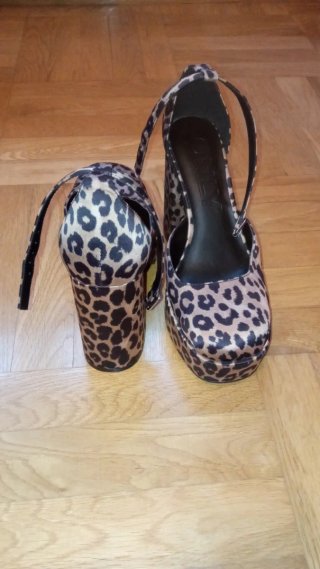 Zapatos tacón plataforma leopardo Talla 37