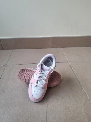 Zapatillas Nike Niña Rosa y Blanca