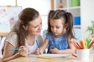 Niñera/cuidadora infantil en Zaragoza – mañanas