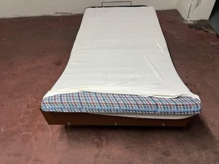 Cama supletoria plegable
