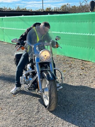 Harley-Davidson Moto Cruiser Negra