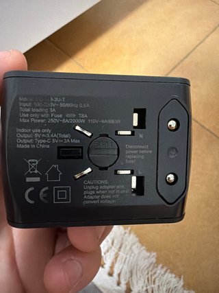 Adattatore Voomy Universale Viaggio 35W