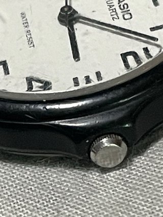Reloj Casio MQ-24 Vintage Esfera Blanca