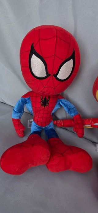 Peluches Marvel: Spiderman, Iron Man, Hulk