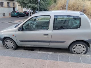 Renault Clio 1999