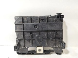 CAJA RELES / FUSIBLES 9664705980