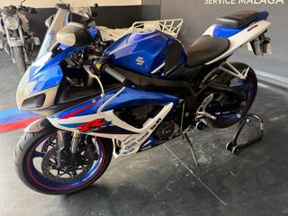 Suzuki GSXR 600 K7