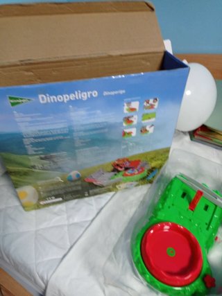 Juego de mesa Dinopeligro