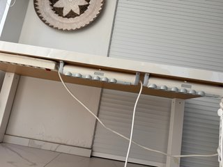 Mesa blanca de oficina