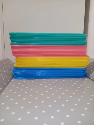 40 Perchas infantiles Ikea multicolor