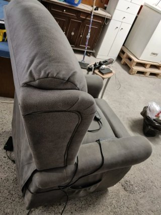 Sillón Masaje Levanta Personas Gris