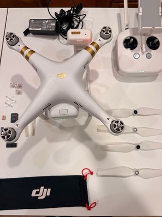 DJI Phantom 3 4K + 2 baterías + mochila