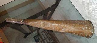Cuerno de caza latón antiguo