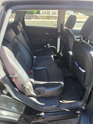 Nissan Qashqai+2 2010