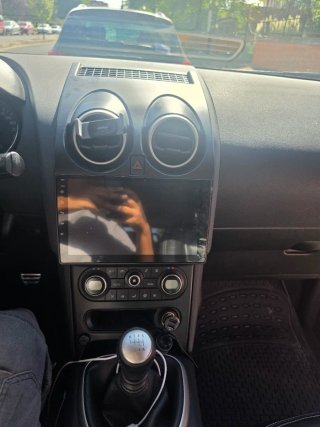 Nissan Qashqai+2 2010