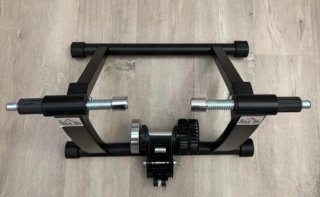 Rodillo de bicicleta ejercicio en casa