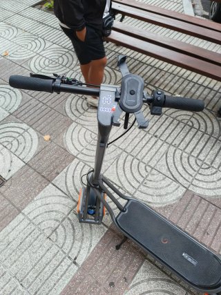 Patinete eléctrico solo 3 meses de uso nuevo factu