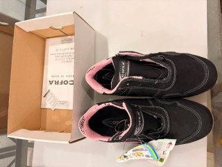 Nuevos, Zapatos Cofra Talla 38 Negros y Rosas