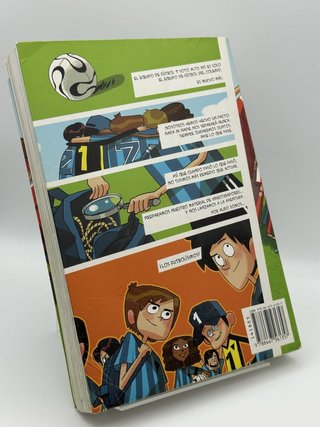 Los Futbolísimos. El misterio de los árbitros dormidos