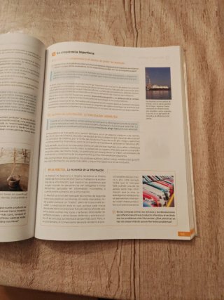 1 Bachillerato, Economía Revuela