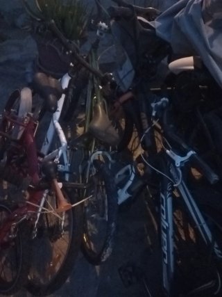 8 Bicicletas usadas varios tamaños