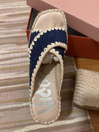 Alpargatas cuña Vidorreta Cuña Azul y Beige.