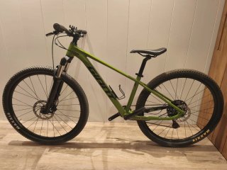 Bicicleta Giant Talon 2
