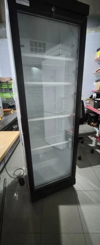 Refrigerador Exhibidor EUROFRED