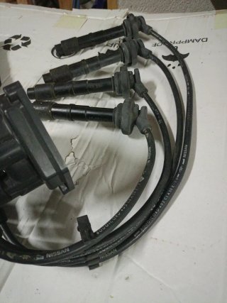 Tapa distribuidor y cables Nissan Micra K11