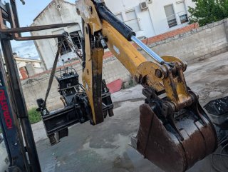 Brazo Retroexcavadora CAT BH27 Para tractor o mini