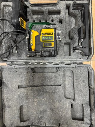 Nivel Láser DeWalt con Batería