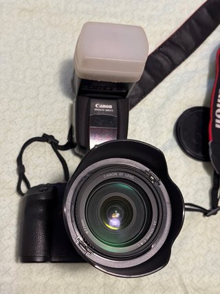 Canon EOS 5D Mark II + Lente EF 24-105mm f/4L IS