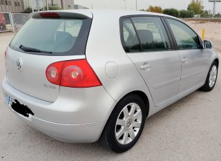 Volkswagen Golf 2004