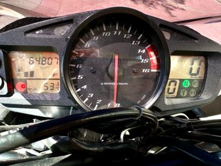 Suzuki GSR 600 2010