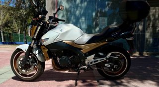 Suzuki GSR 600 2010
