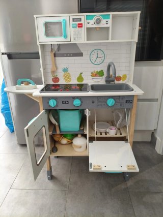 Pizarra infantil con mapa del mundo