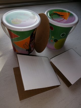 Set 2 Tazze Apple Collection con Coperchio