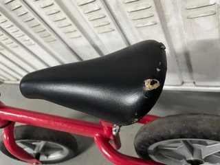 Bicicleta sin pedales Chicco First Bike Roja
