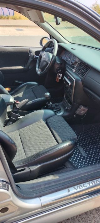 Opel Vectra 2001