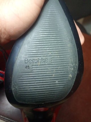 Zapatos de tacón Bershka rojos