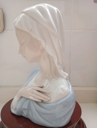 Virgen Lladró