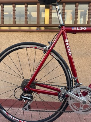 Bicicleta de carretera L30 America Roja